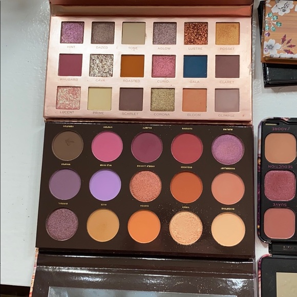 Makeup bundle - Picture 3 of 5